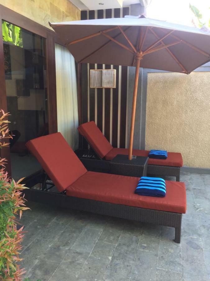 Villa Twin Lovina Exterior foto